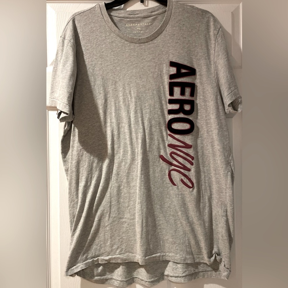 ⭐️3/$15⭐️Aeropostale Men's Gray T-Shirt